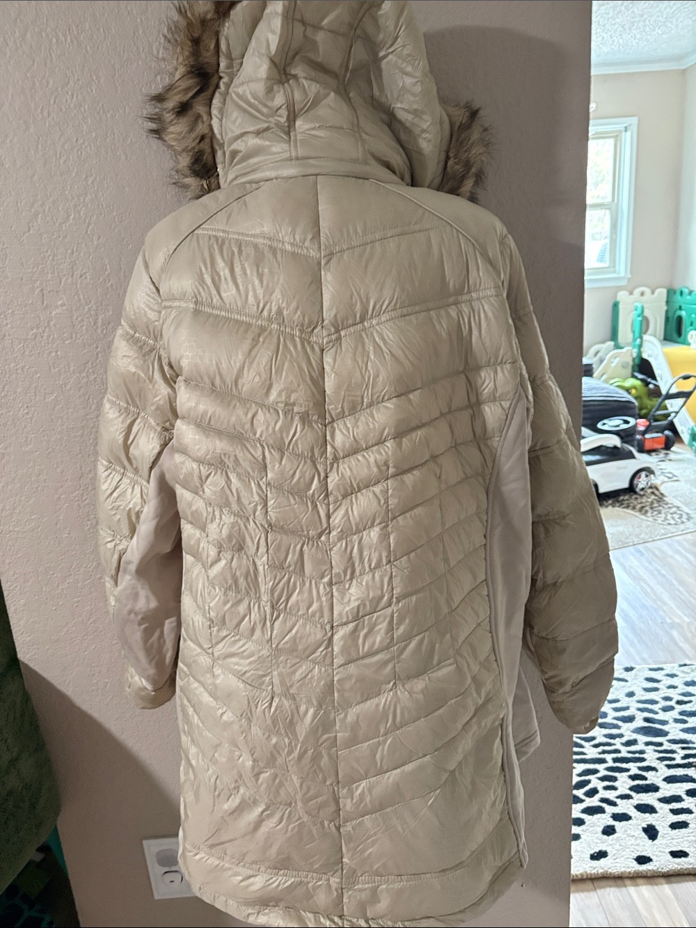 Michael Kors Ivory Quilted Hooded Puffer Coat with Faux Fur Trim